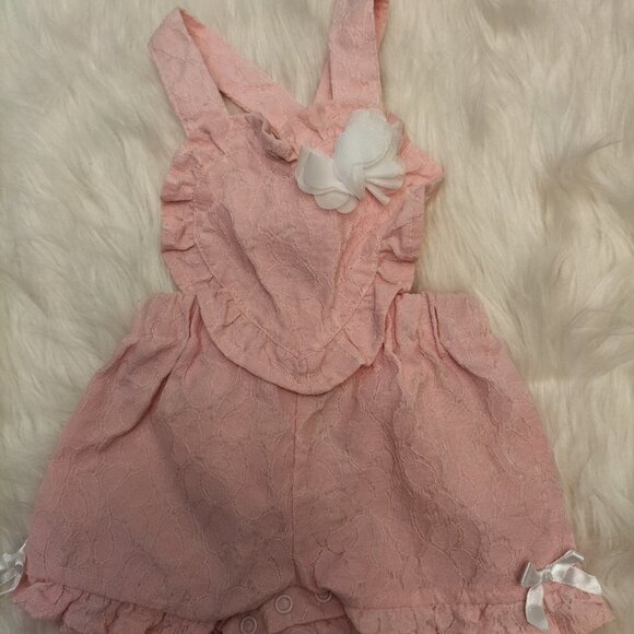 (015) Bundle 5 pcs Baby Girl clothes size 3-6MOS - Picture 3 of 6